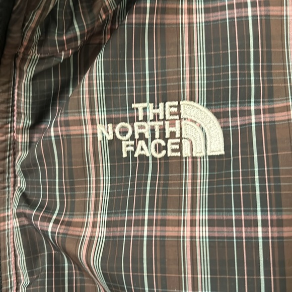 Girls North Face Reversible Winter Jacket - Picture 5 of 8